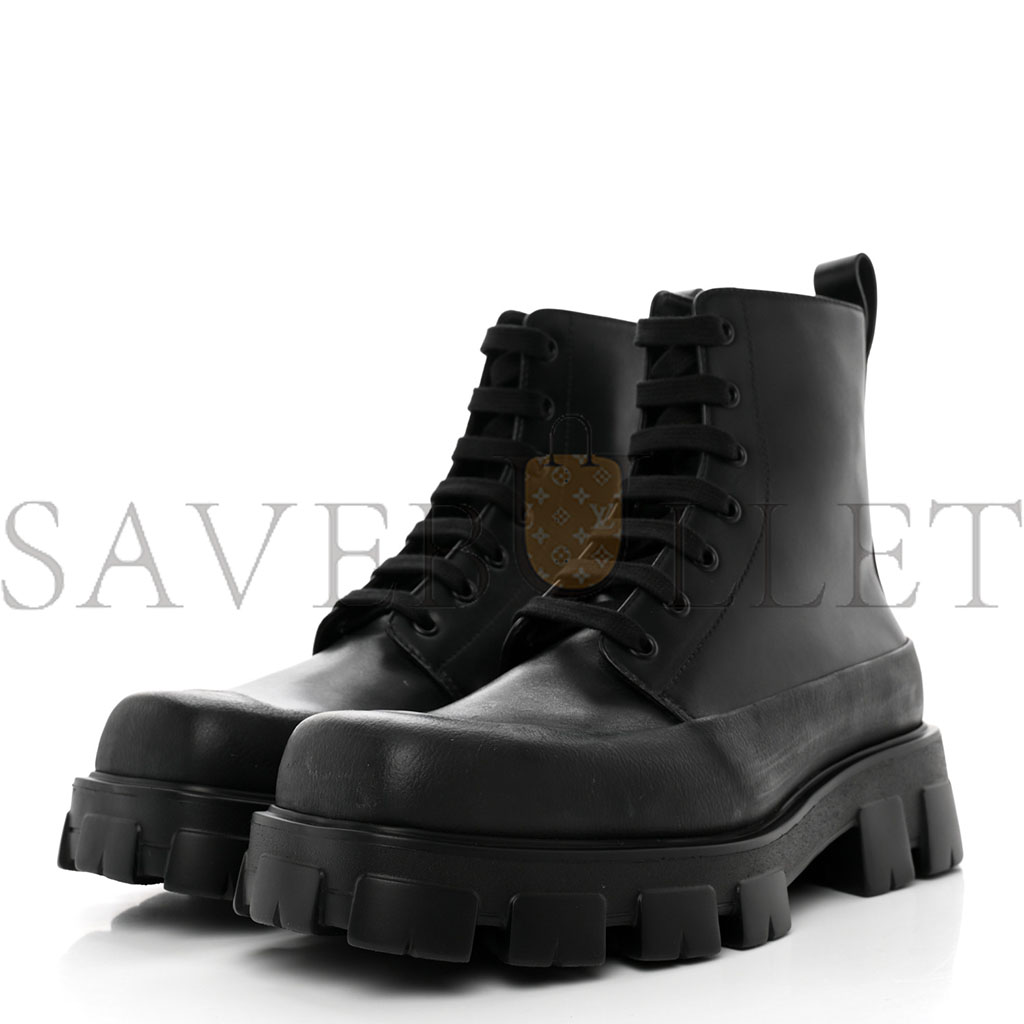 PRADA VITELLO MENS LUG SOLE 45MM COMBAT BOOTS 9 BLACK