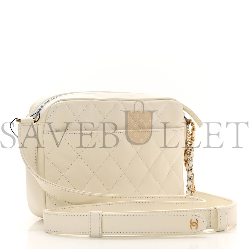 CHANEL CALFSKIN QUILTED SMALL CAMERA CASE WHITE GOLD HARDWARE (21*15*4cm)